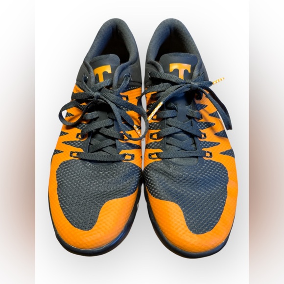 EUC Nike Free TR 5.0 V6 TB Tennessee Vols Smokey Gray Shoes Men’s 7 women 8.5 - Picture 2 of 13